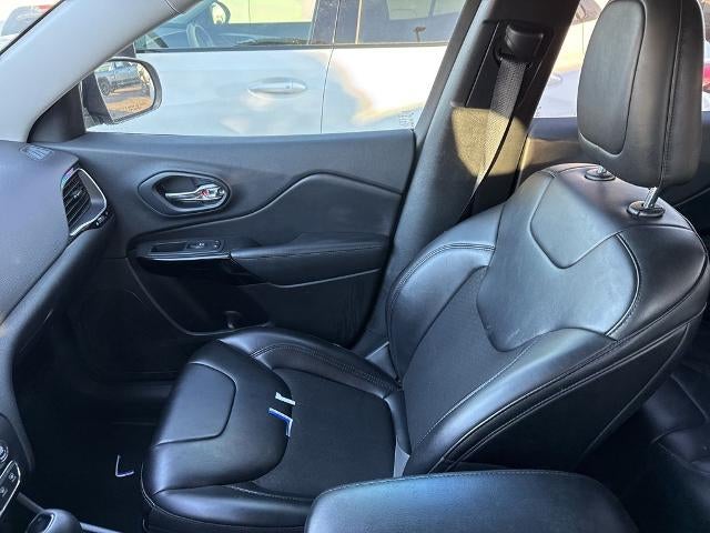 2019 Jeep Cherokee Altitude