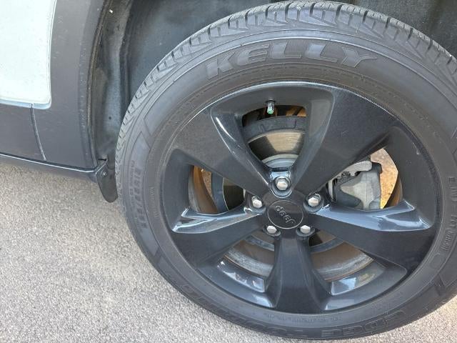 2019 Jeep Cherokee Altitude