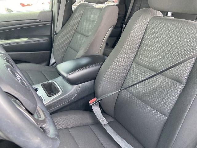 2019 Jeep Grand Cherokee Laredo E