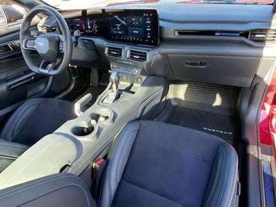 2025 Ford Mustang Dark Horse