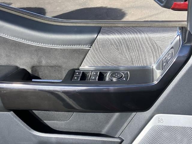 2023 Ford F-150 Lightning Platinum