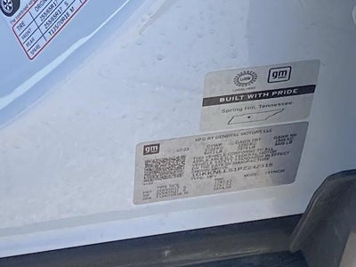 2023 GMC Acadia AT4