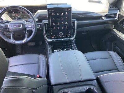 2025 GMC Yukon Elevation