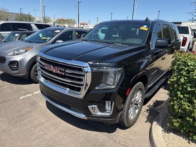 2022 GMC Yukon XL SLT