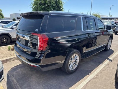 2022 GMC Yukon XL SLT