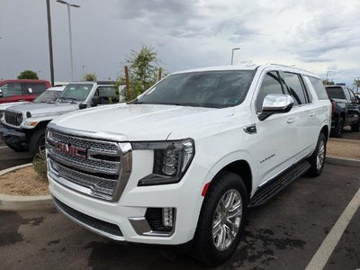2023 GMC Yukon XL SLT