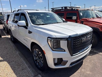 2023 GMC Yukon XL Denali Ultimate