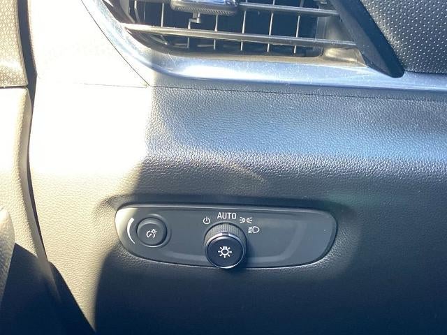 2022 Chevrolet Traverse Premier Redline Edition