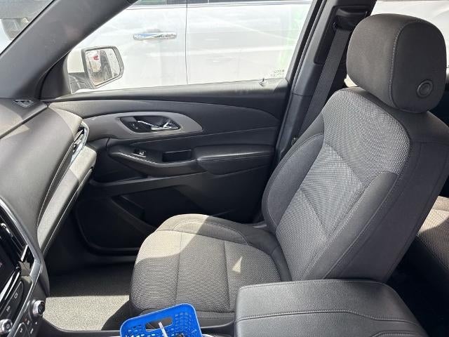 2023 Chevrolet Traverse LT