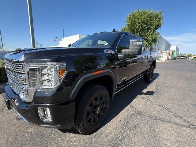 2022 GMC Sierra 4WD Crew Cab Standard Box Denali's photo