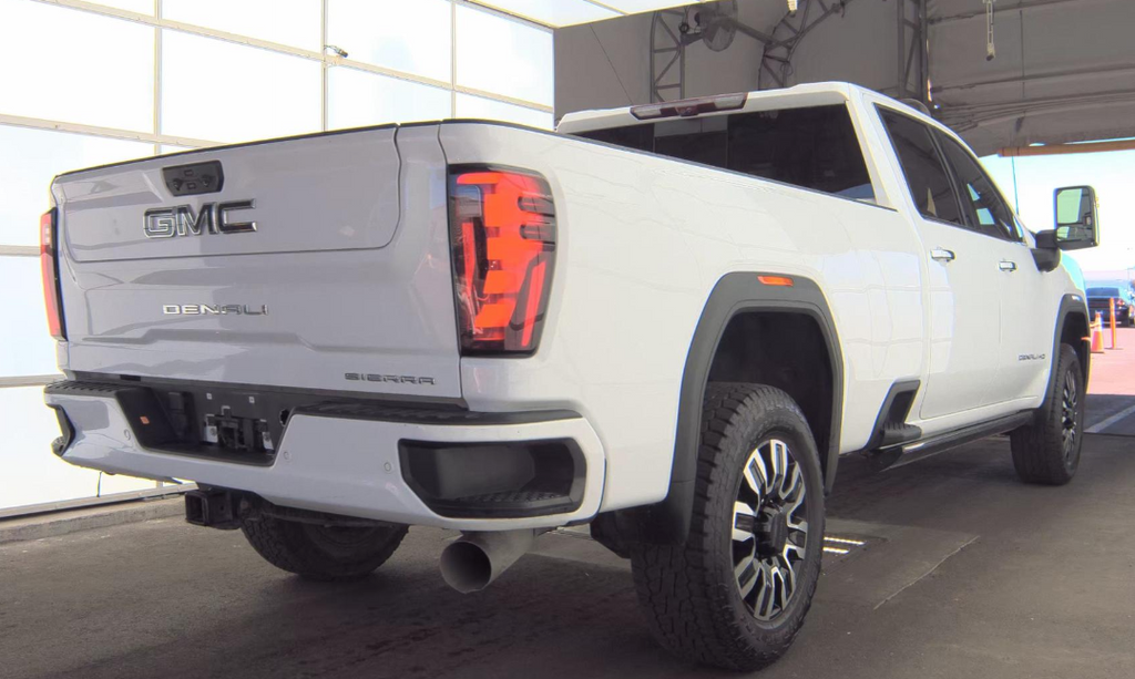 2024 GMC Sierra 3500 HD Denali Ultimate