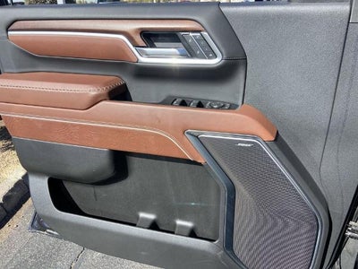 2025 GMC Sierra 3500 HD Denali Ultimate