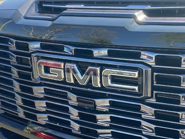 2025 GMC Sierra 3500 HD Denali Ultimate