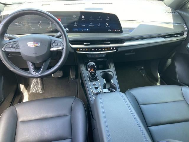2025 Cadillac XT4 Sport