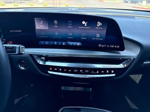 2024 Cadillac LYRIQ Sport