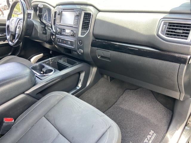 2019 Nissan TITAN SV