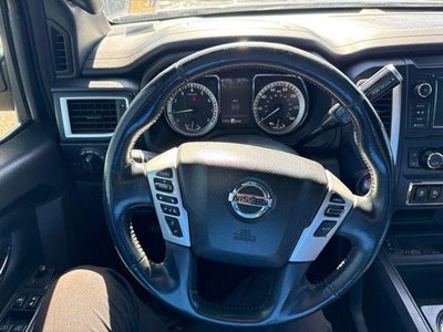 2019 Nissan TITAN SV