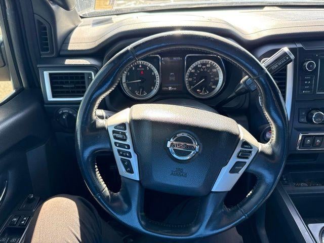 2019 Nissan TITAN SV