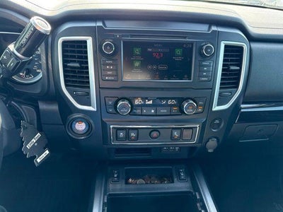 2019 Nissan TITAN SV