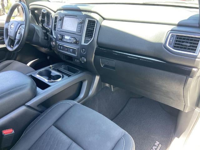 2019 Nissan TITAN SV