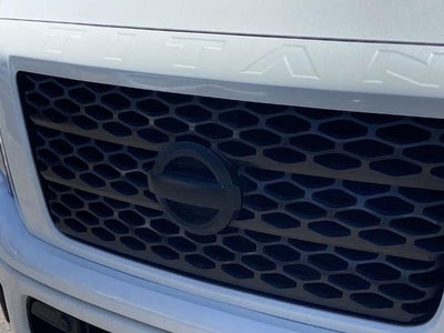 2019 Nissan TITAN SV
