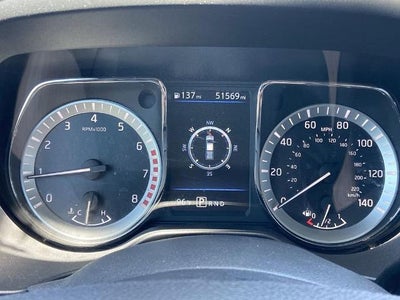 2019 Nissan TITAN SV