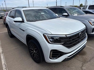 2024 Volkswagen Atlas Cross Sport 2.0T SEL R-Line