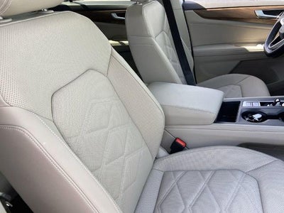 2025 Volkswagen Atlas 2.0T SE