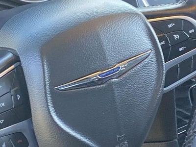 2022 Chrysler 300 Touring