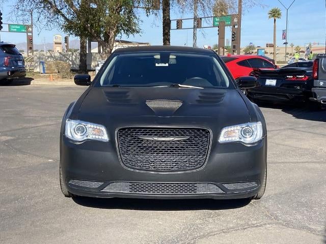 2022 Chrysler 300 Touring