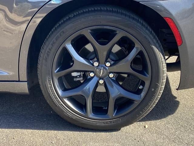 2022 Chrysler 300 Touring