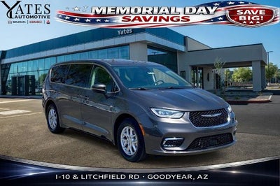 2023 Chrysler Pacifica Touring L