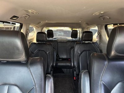 2020 Chrysler Voyager LXI