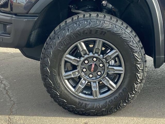 2025 GMC Sierra 1500 AT4X