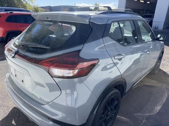 2021 Nissan Kicks SR