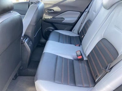 2021 Nissan Kicks SR