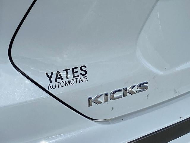 2021 Nissan Kicks SR