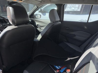 2021 Nissan Kicks SR