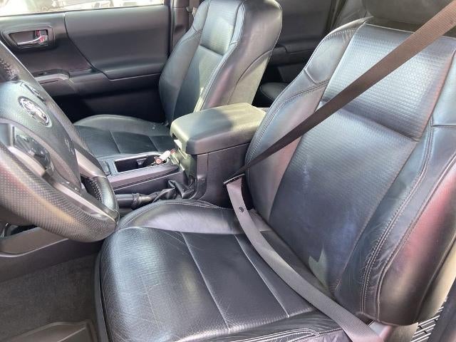 2022 Toyota Tacoma 4WD TRD Off-Road