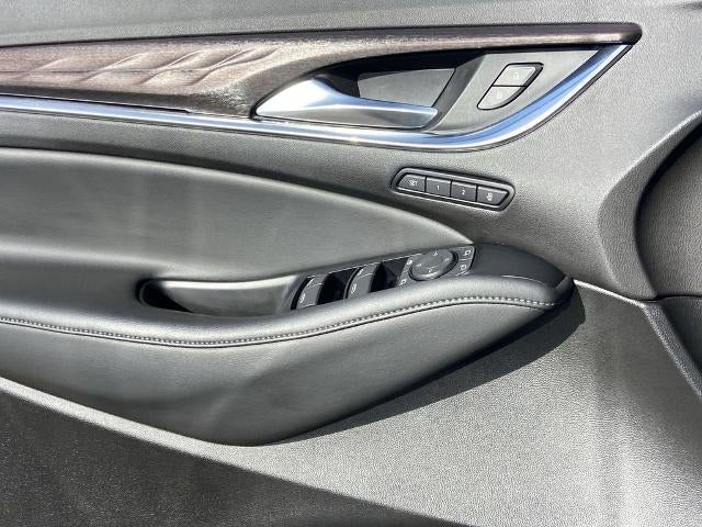 2024 Buick Enclave Avenir