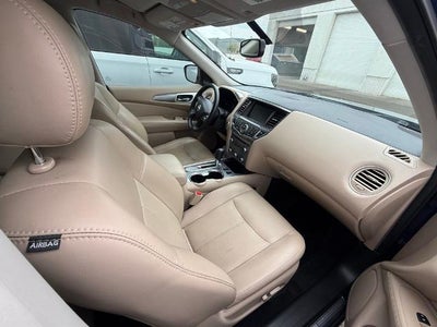 2020 Nissan Pathfinder SL