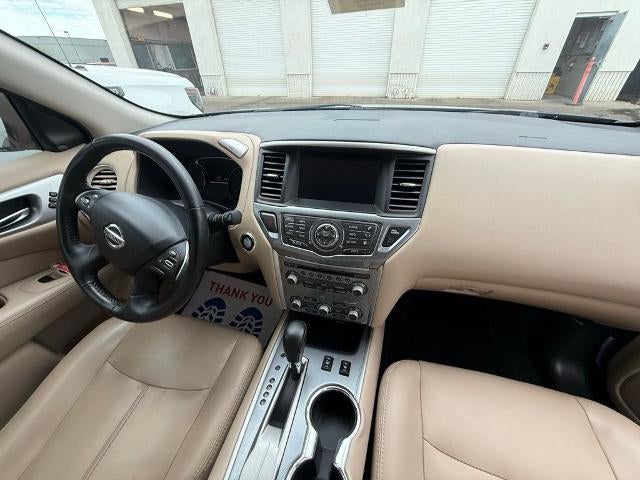 2020 Nissan Pathfinder SL