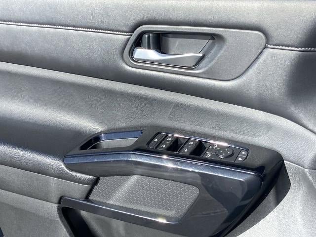 2022 Nissan Pathfinder S