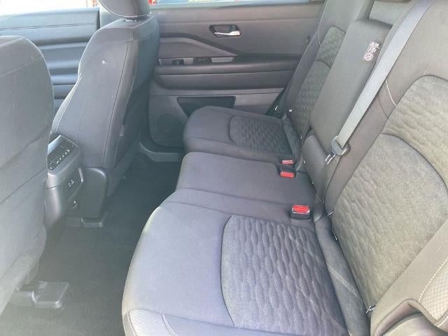 2022 Nissan Pathfinder S