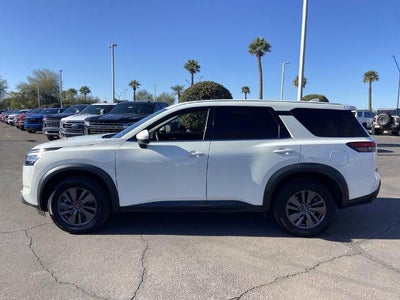 2022 Nissan Pathfinder S