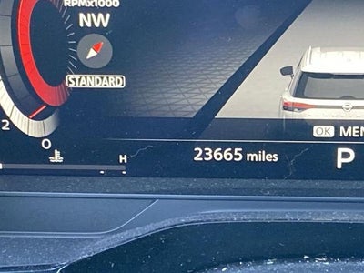 2023 Nissan Pathfinder Platinum