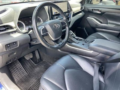 2023 Toyota Highlander XLE