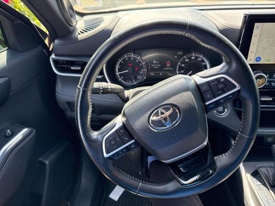2023 Toyota Highlander XSE