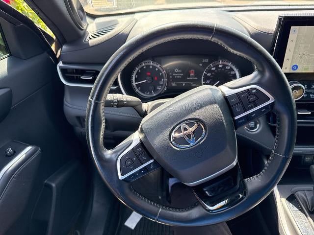 2023 Toyota Highlander XSE