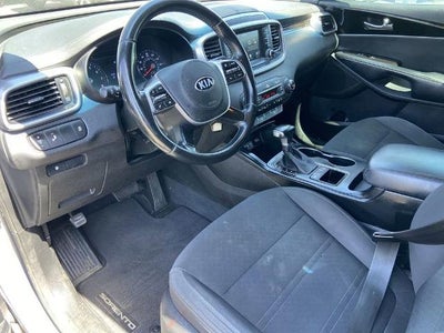 2020 Kia Sorento LX